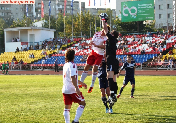Все фотографии с матча в блоге http://sologubalex.livejournal.com/8592.html
