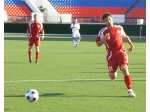 Павел Проскуряков догоняет мяч
