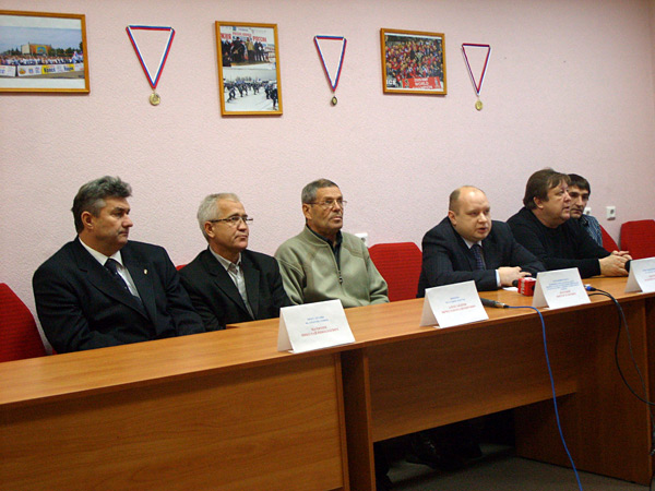 Участники пресс-конференции